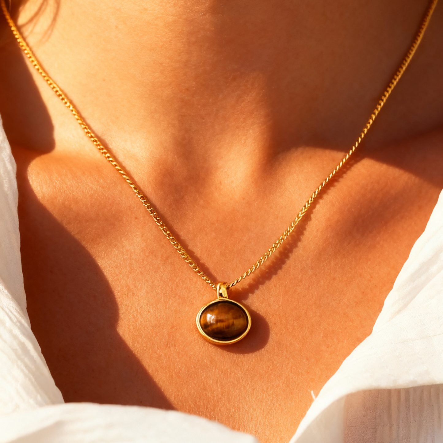 TIGER'S EYE OVAL PENDANT NECKLACE