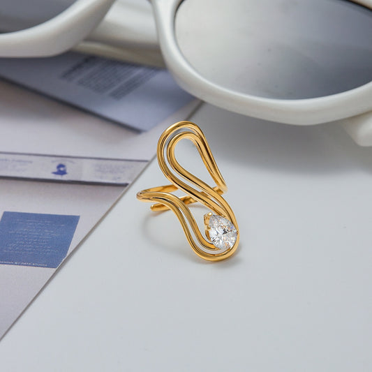 Wave Curve Ring