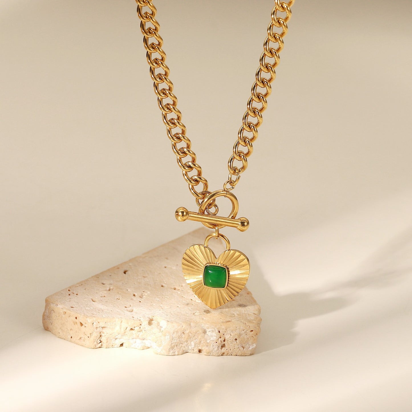 GREEN AGATE HEART CHAIN NECKLACE